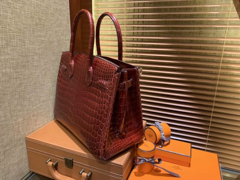 爱马仕 Birkin铂金包 板栗棕 一级皮 尼罗鳄鱼 进口原料 顶级手缝工艺 30cm - Image 5