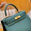 89e961286b17a27.jpg 爱马仕 Kelly 28cm 孔雀绿 金扣 南非进口 鸵鸟皮 全手工缝制