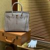 爱马仕 Birkin铂金包 斑鸠灰 湾鳄 一级皮 倒V 进口原料 顶级手缝工艺 30cm