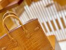 爱马仕 Birkin 铂金包 太妃金 一级皮 美洲鳄鱼皮 臻品级别 金扣 25cm