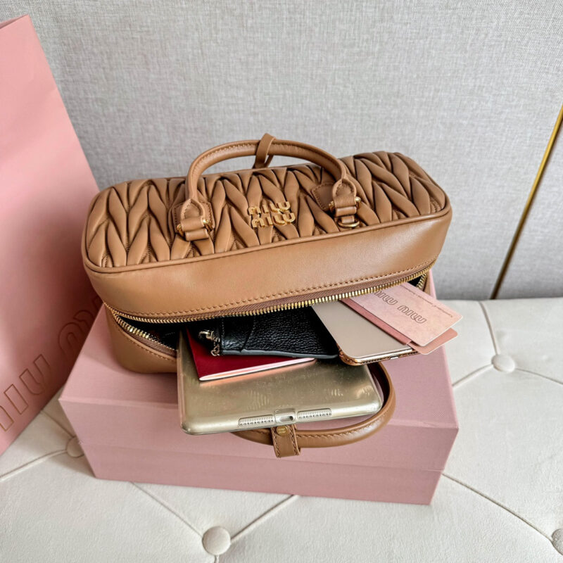 miumiu缪缪*5BB148保龄球包袋焦糖色免检版 - Image 9