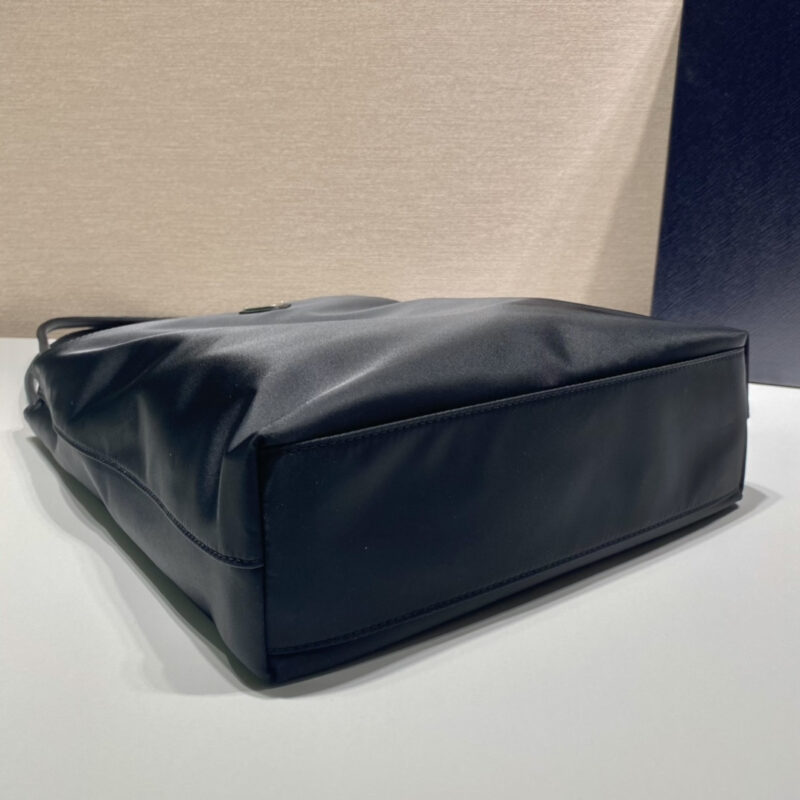 Prada*Re-Edition系列中古袋B6246大号免检版 - Image 5