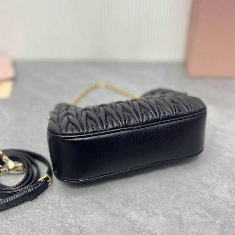 miumiu缪缪*5BH211单肩包黑色免检版 - Image 4