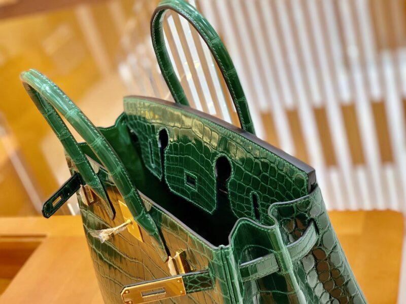 爱马仕 Birkin 铂金包 孔雀绿 一级皮 尼罗鳄鱼皮 臻品级别 金扣 30cm - Image 6