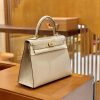 9add4a70f0c1cde.jpg 爱马仕 Kelly 28cm 斑鸠灰 金扣 Epsom掌纹牛皮 全手工缝制 臻品级别