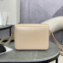 Celine*Triomphe系列手袋188423奶茶色免检版
