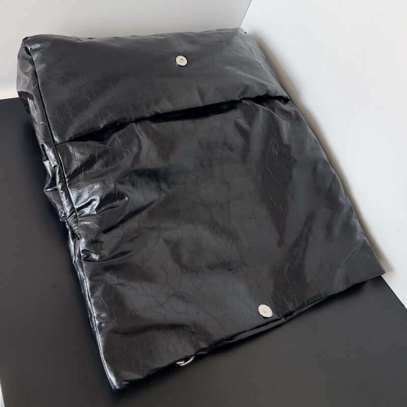 BalenciagaMonaco系列23款冬季黑银L - Image 4