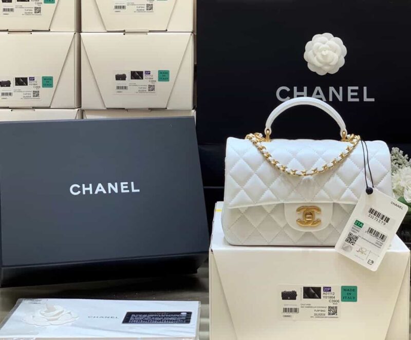 Chanel CF大mini带手腕版本珠光羊皮 AS2431白色