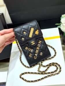 Chanel 2021 Ap2164