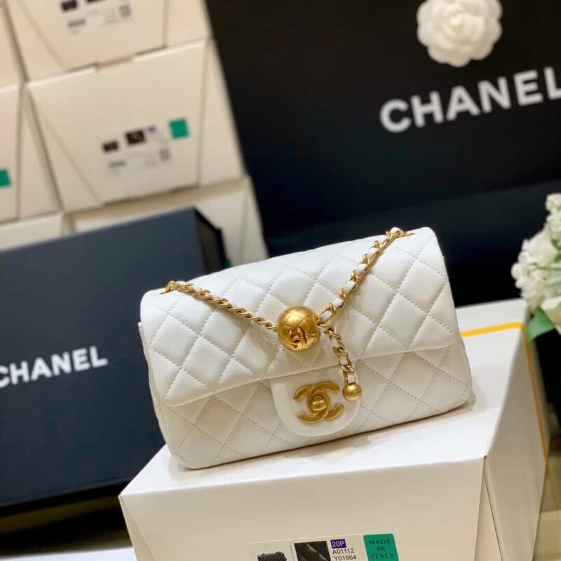 Chanel Flap Bag 新款金属球包金珠CF大Mini AS1787白色