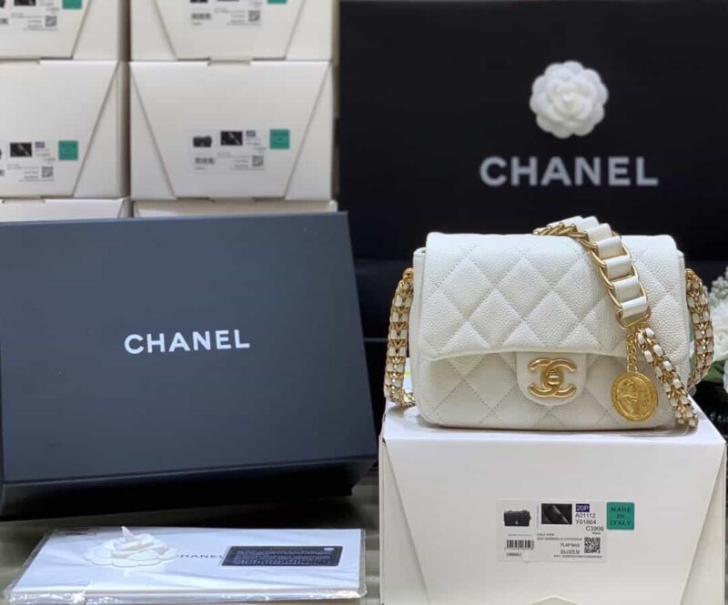Chanel 2021早秋高级手工坊系列方胖子纪念版金币包 AS2528