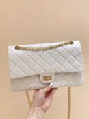 Chanel 纯原厂2.55 reissue系列单肩斜挎包 A37587白色金扣