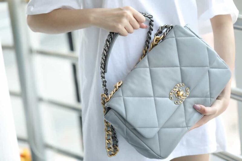 Chanel香奈儿 19 Flap Bag AS1161中号30CM灰色 - Image 6