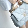 Chanel香奈儿 19 Flap Bag AS1161中号30CM灰色