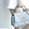 Chanel香奈儿 19 Flap Bag AS1160小号26C灰色