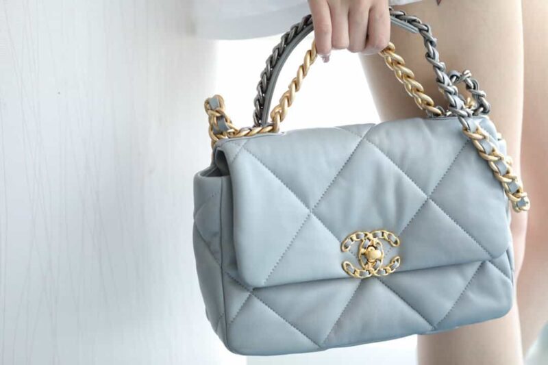 Chanel香奈儿 19 Flap Bag AS1160小号26C灰色 - Image 5