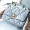 Chanel香奈儿 19 Flap Bag AS1160小号26C灰色