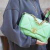 IMG_135020210226-155107.jpg Chanel香奈儿 19 Flap Bag AS1160小号26C牛油果绿