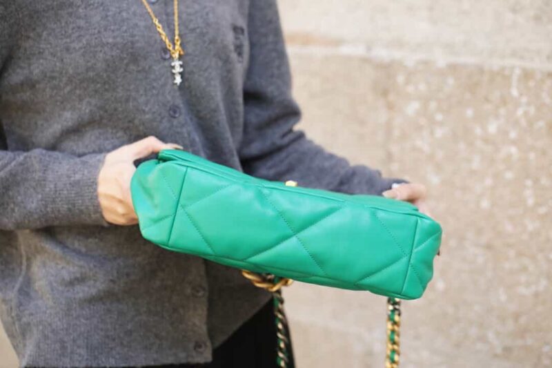 Chanel香奈儿 19 Flap Bag AS1161中号30CM绿色 - Image 5