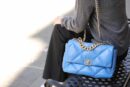 Chanel香奈儿 19 Flap Bag AS1161中号30CM北风蓝