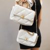 Chanel香奈儿 19 Flap Bag AS1161中号30CM白色