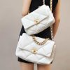 IMG_142720210226-191551-1.jpg Chanel香奈儿 19 Flap Bag AS1160小号26C白色