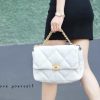 Chanel香奈儿 19 Flap Bag AS1161中号30CM白色