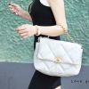 Chanel香奈儿 19 Flap Bag AS1161中号30CM白色