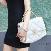Chanel香奈儿 19 Flap Bag AS1161中号30CM白色