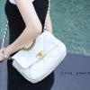 IMG_144320210226-191745.jpg Chanel香奈儿 19 Flap Bag AS1160小号26C白色