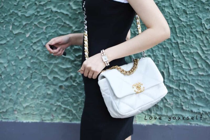 Chanel香奈儿 19 Flap Bag AS1160小号26C白色 - Image 7