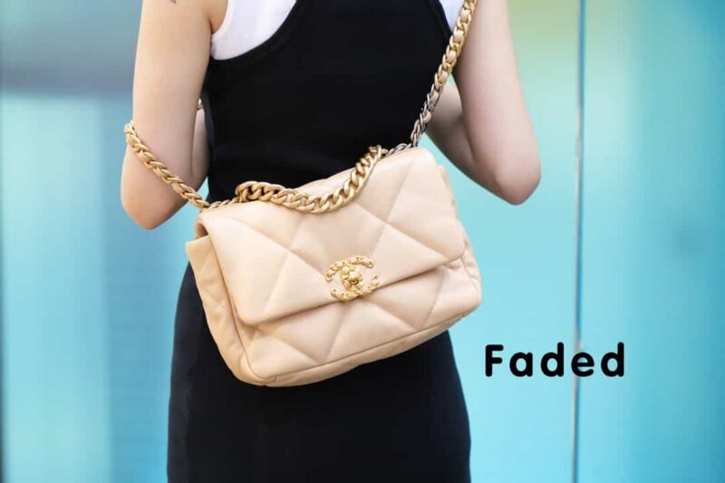 Chanel香奈儿 19 Flap Bag AS1160 AS1161 - Image 8