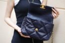 Chanel香奈儿 19 Flap Bag AS1160小号26C深蓝色