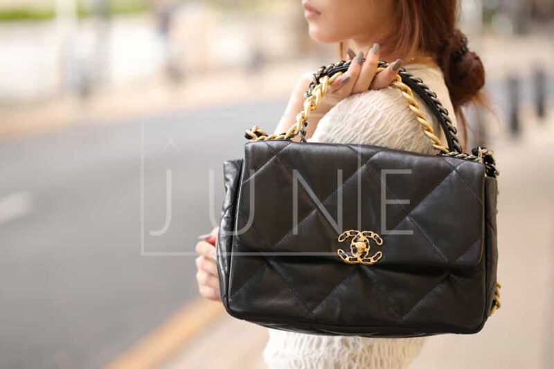 Chanel香奈儿 19 Flap Bag AS1161中号30CM黑色 - Image 2