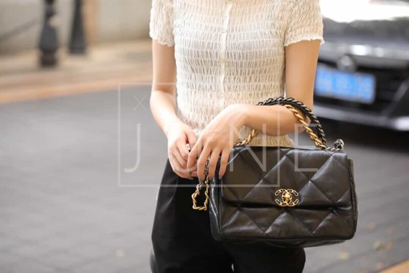 Chanel香奈儿 19 Flap Bag AS1161中号30CM黑色 - Image 3