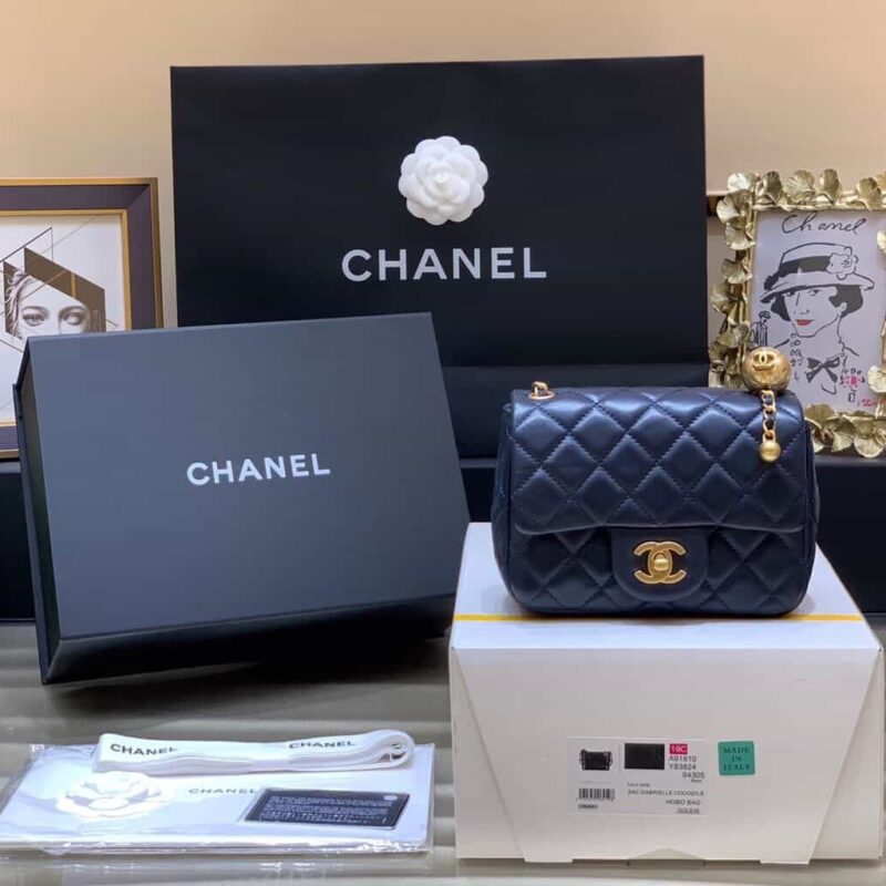 Chanel Flap Bag 新款金属球包金珠CF方胖子 AS1786深蓝