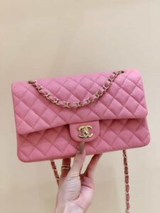 Chanel Cf25 Classic Flap Bag A01112