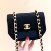 IMG_477620211103-154240.jpg Chanel 21K 丝绒复古马鞍包 黑色