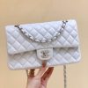Chanel香奈儿 CF25 Classic flap bag A01112白色羊皮银扣