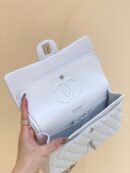 Chanel香奈儿 CF25 Classic flap bag A01112白色羊皮银扣