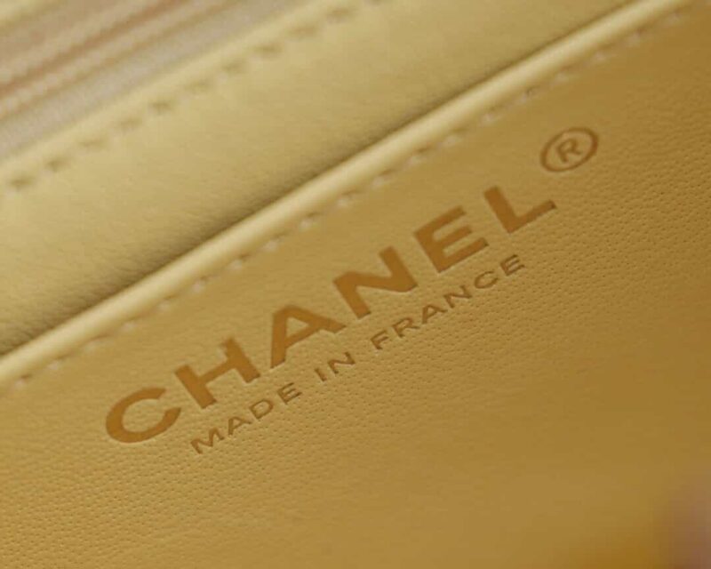 Chanel CF20大mini Classic flap bag A01116牛皮小鸡黄 - Image 2