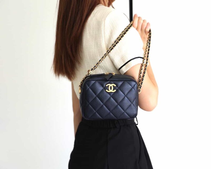 CHANEL 幻彩颗粒压花牛皮横款相机包 AS2856黑色