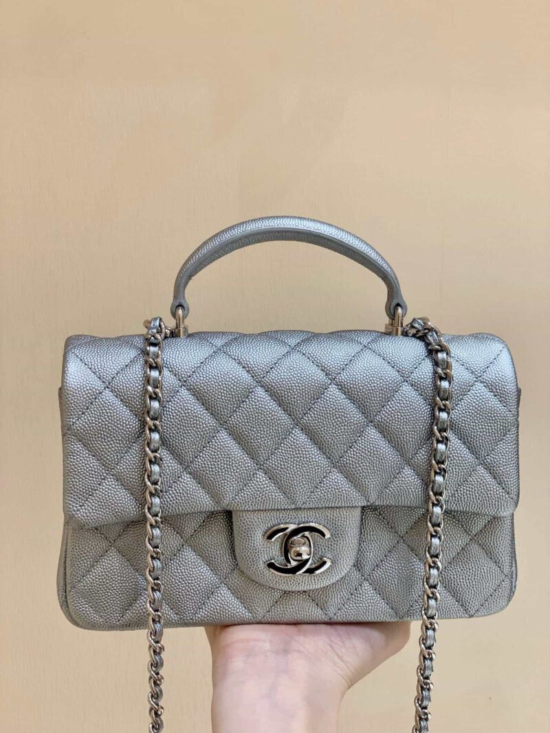 Chanel 经典之CF大mini带手腕版本 AS2431银色
