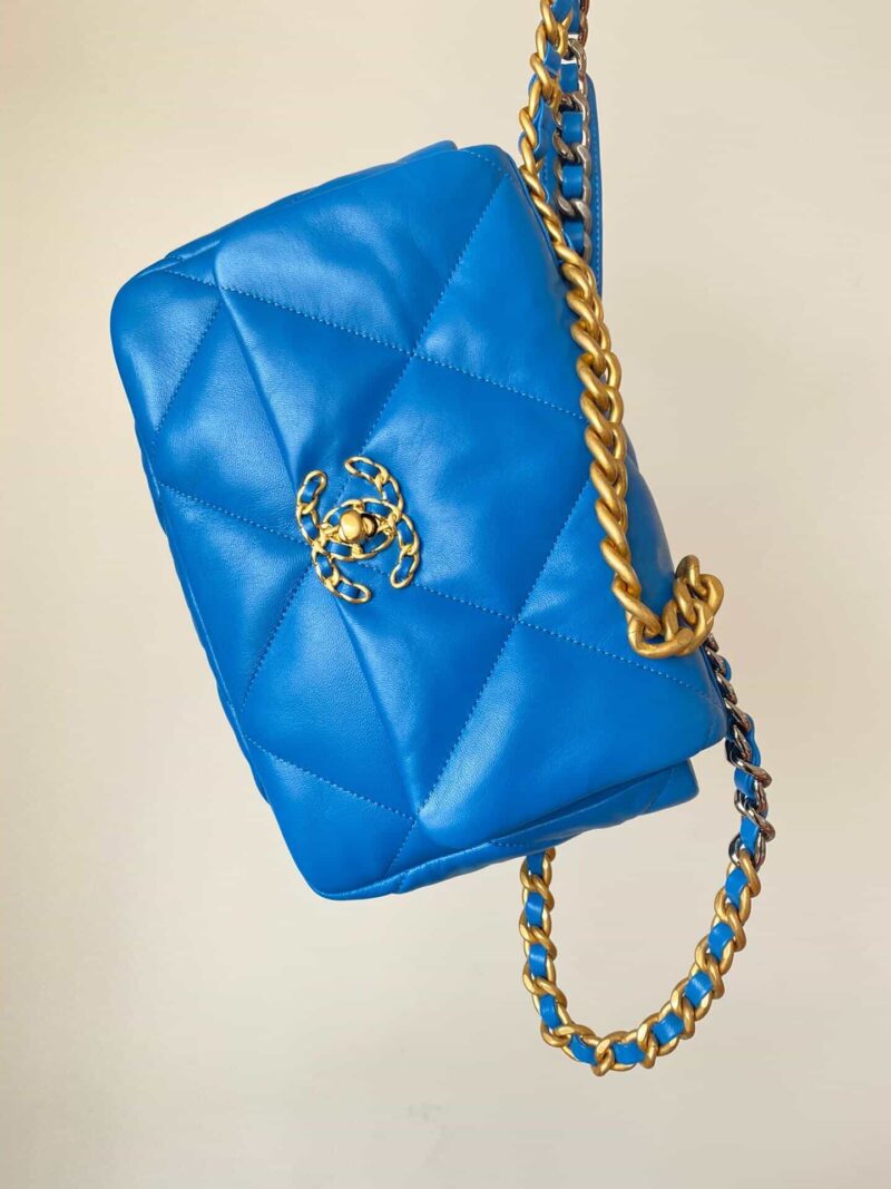 Chanel香奈儿 19 Flap Bag AS1160小号26CM蓝色