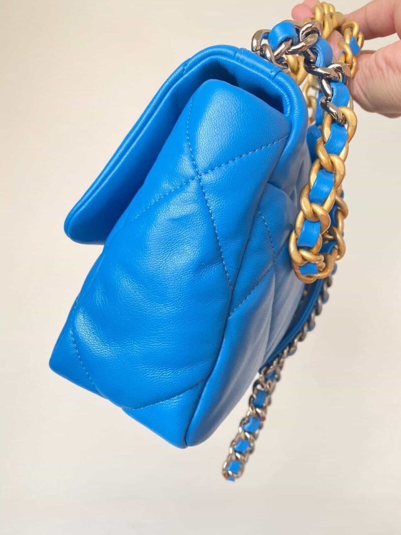 Chanel香奈儿 19 Flap Bag AS1160小号26CM蓝色 - Image 4