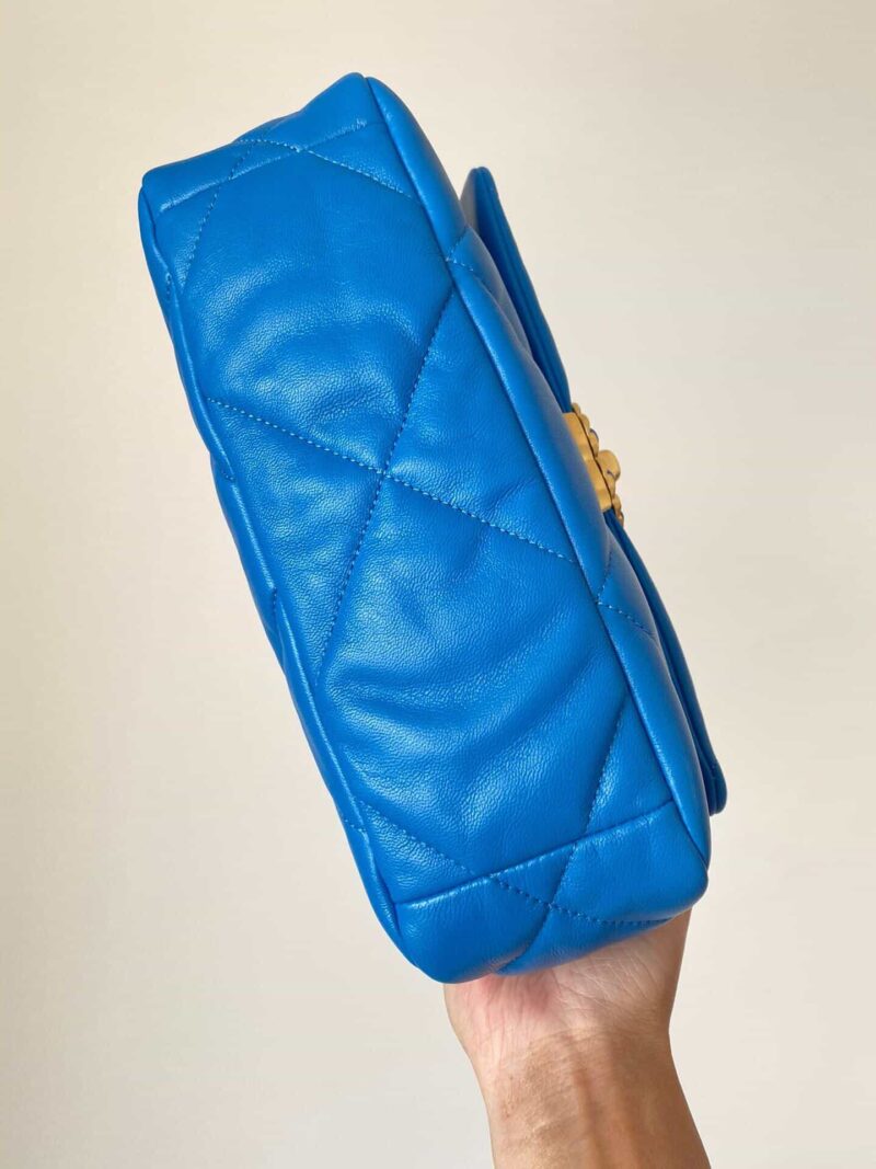 Chanel香奈儿 19 Flap Bag AS1160小号26CM蓝色 - Image 8