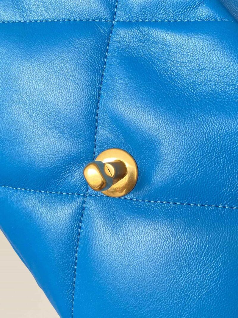 Chanel香奈儿 19 Flap Bag AS1160小号26CM蓝色 - Image 11