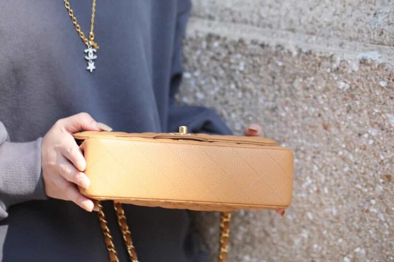 Chanel CF23 Classic flap bag A01113杏色 - Image 4