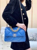 Chanel香奈儿 19 Flap Bag AS1161中号30CM蓝色