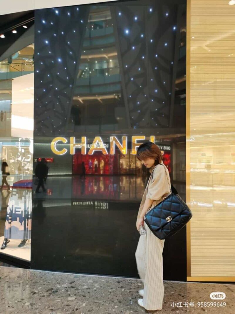 Chanel香奈儿 19 Flap Bag AS1162大号36CM黑色 - Image 4